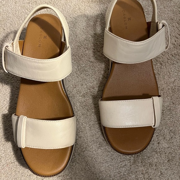 Caslon Shoes - Caslon Cream Sandals